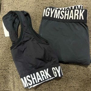 Gym Shark Set - Size Medium